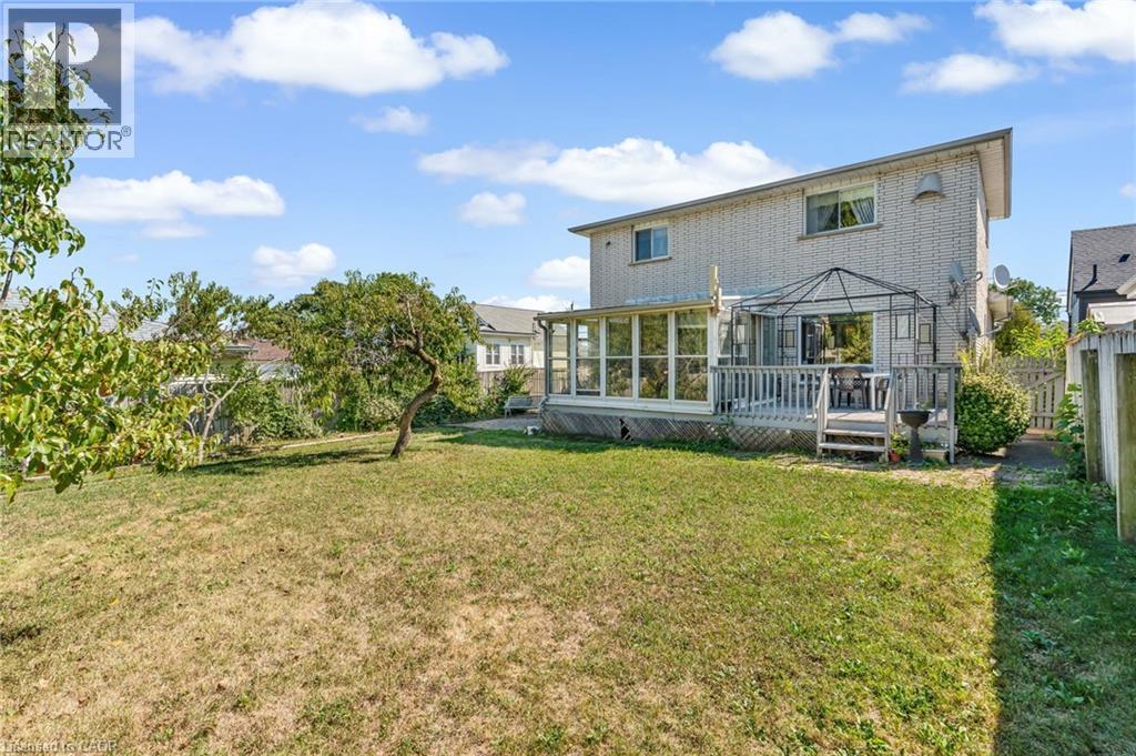 203 Margaret Avenue, Hamilton, ON - Outdoor With Deck Patio Veranda