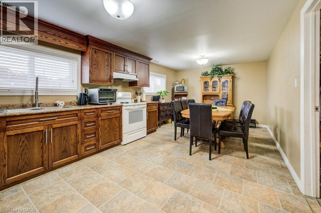 131 Thunderbird Drive, Cambridge, ON - Indoor