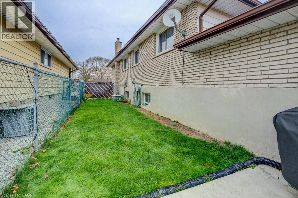 131 Thunderbird Drive, Cambridge, ON - Outdoor With Exterior