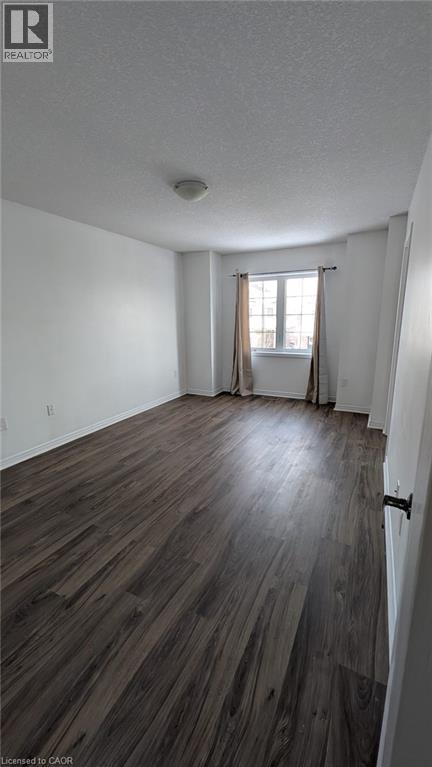 19 Cromarty Avenue, Caledonia, ON - Indoor Photo Showing Other Room