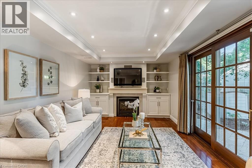 1424 Indian Road, Mississauga, ON - Indoor Photo Showing Living Room With Fireplace