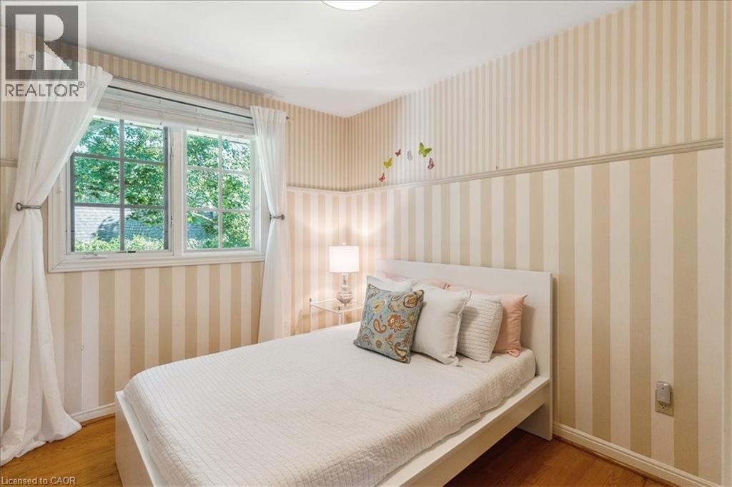 1424 Indian Road, Mississauga, ON - Indoor Photo Showing Bedroom