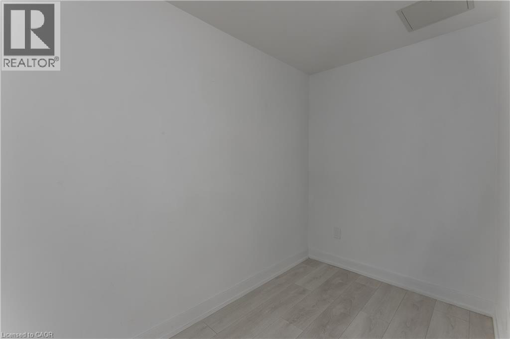 1133 Cooke Boulevard Unit# 815, Burlington, ON - Indoor Photo Showing Other Room