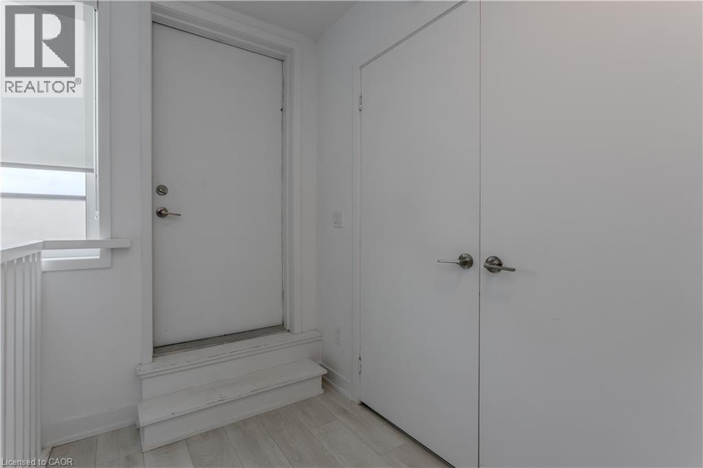 1133 Cooke Boulevard Unit# 815, Burlington, ON - Indoor Photo Showing Other Room