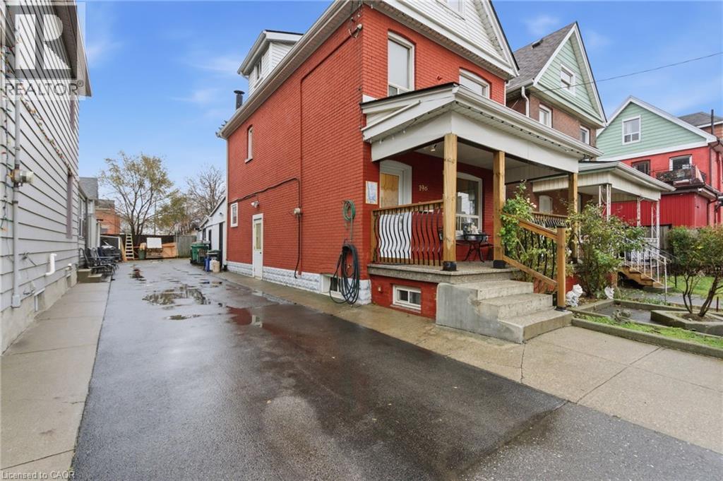 196 Avondale Street, Hamilton, ON - Outdoor
