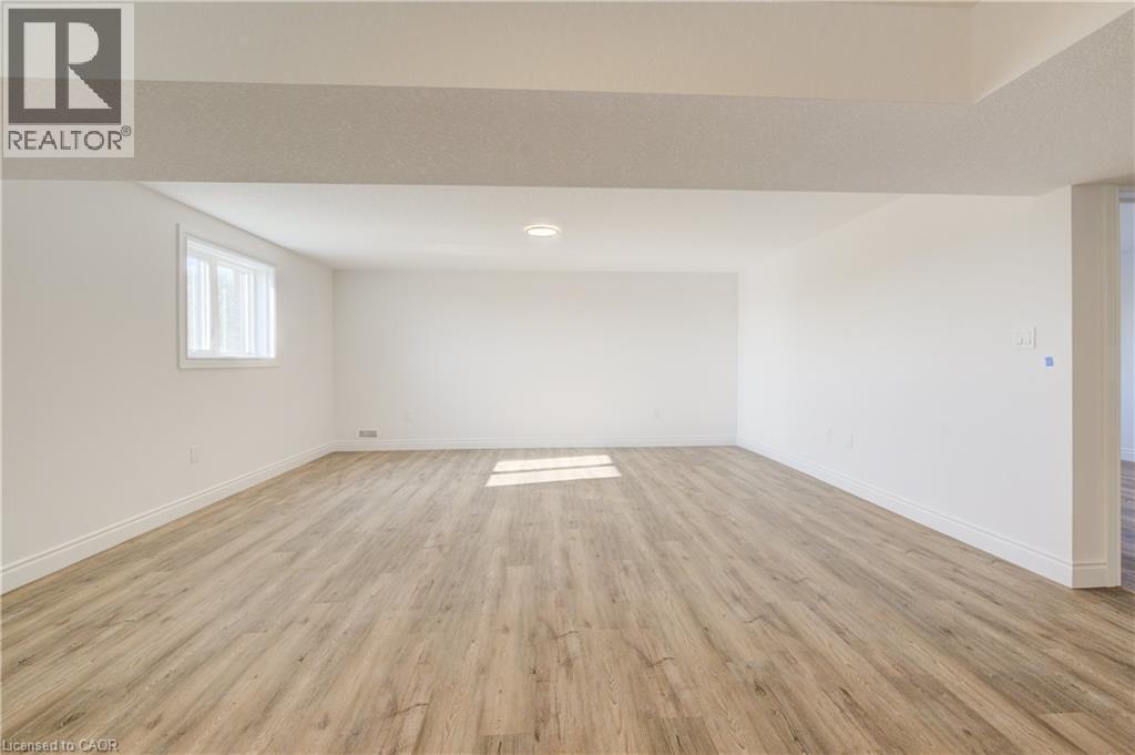 117 Thackeray Way, Harriston, ON - Indoor Photo Showing Other Room