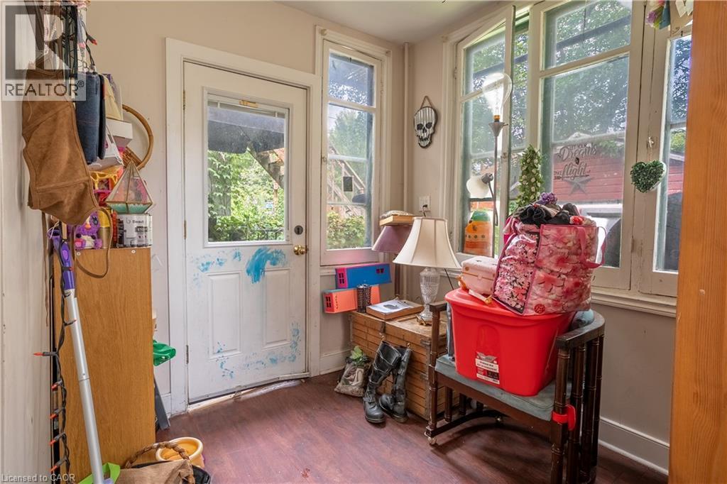 175 Burris Street, Hamilton, ON - Indoor Photo Showing Other Room