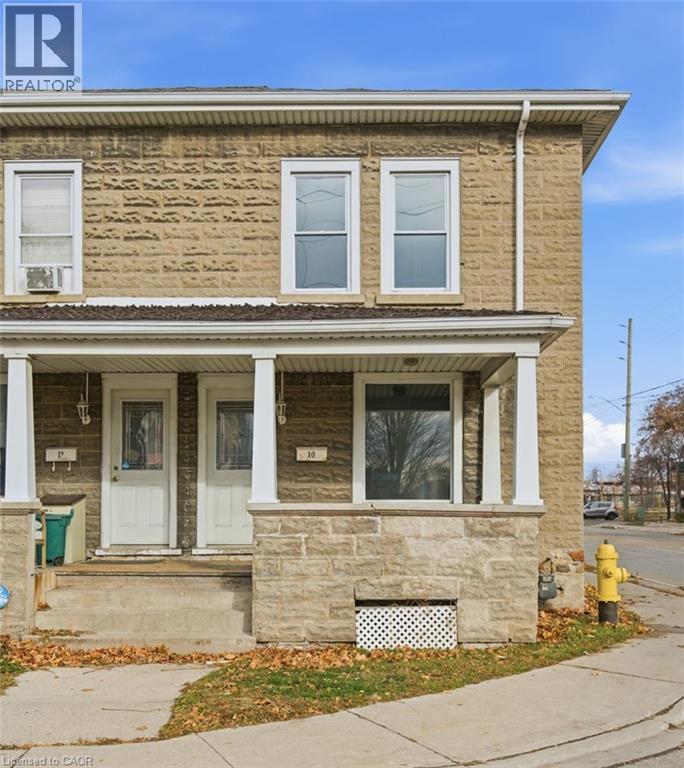 10 Walnut Street, Cambridge, ON - Outdoor