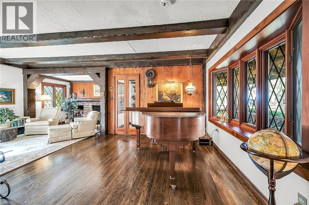 793 Shadeland Avenue, Burlington, ON - Indoor