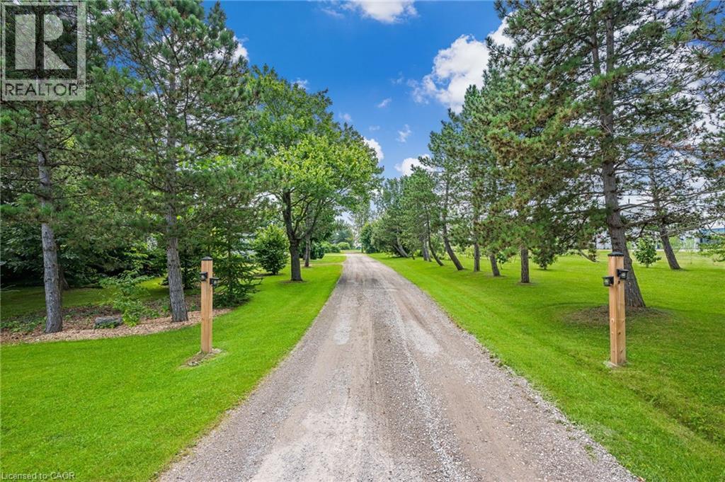 Long Driveway - 444 Webber Road, Pelham, ON - Outdoor With View