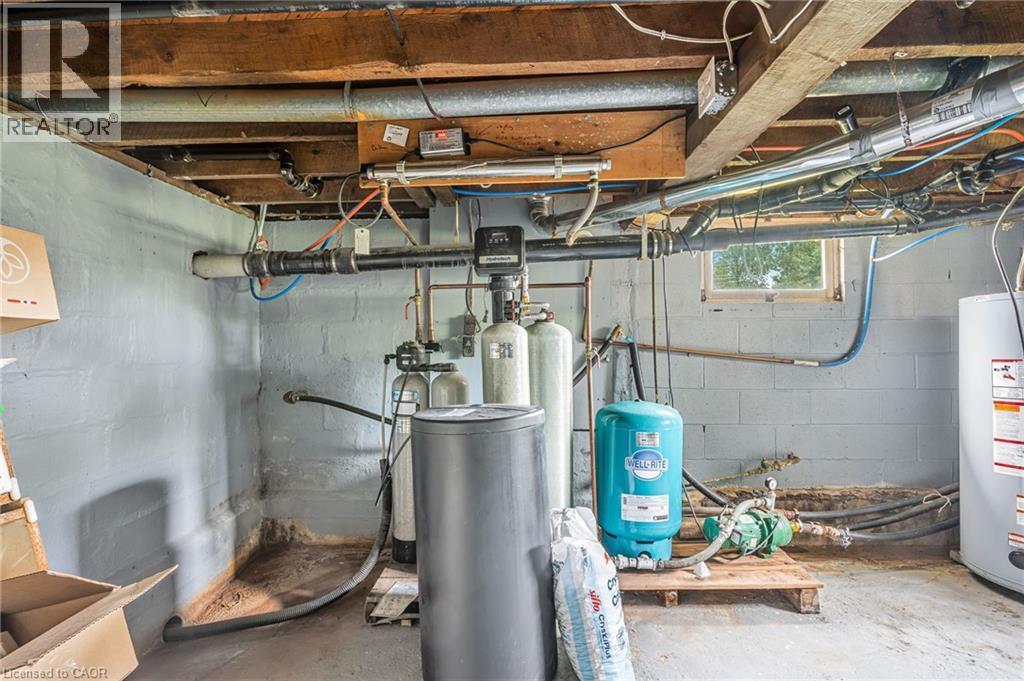 Utility Room - 444 Webber Road, Pelham, ON - Indoor Photo Showing Basement