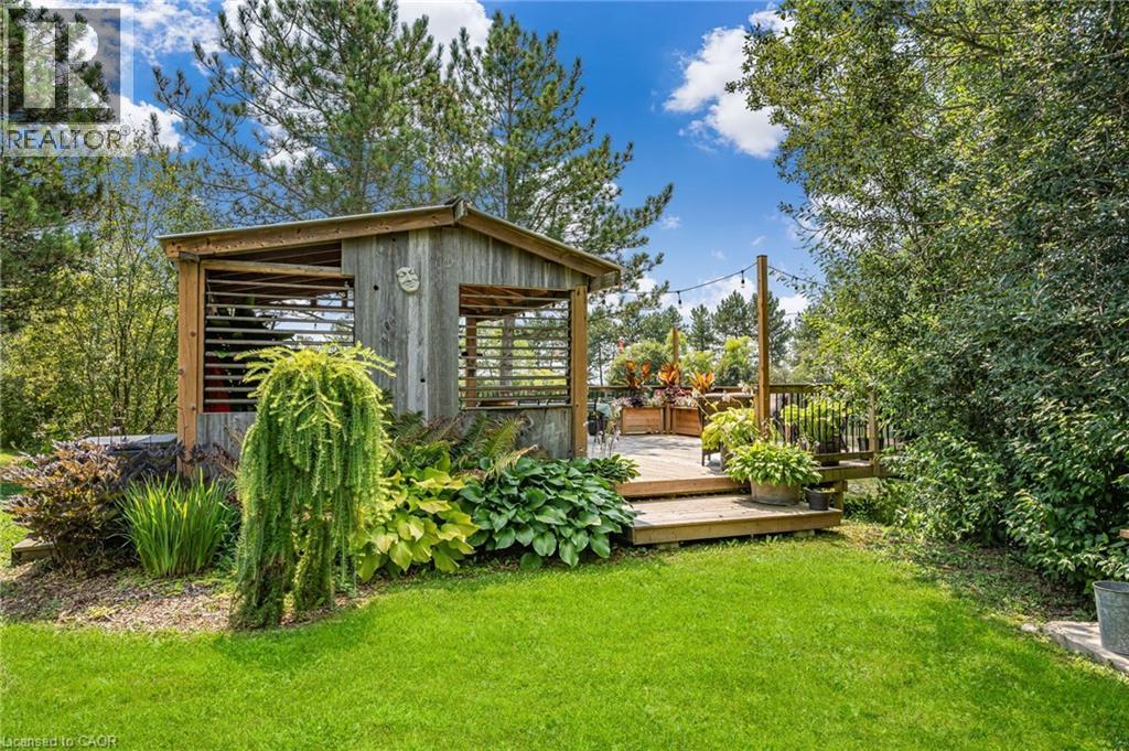 Deck and gazebo - 444 Webber Road, Pelham, ON - Outdoor