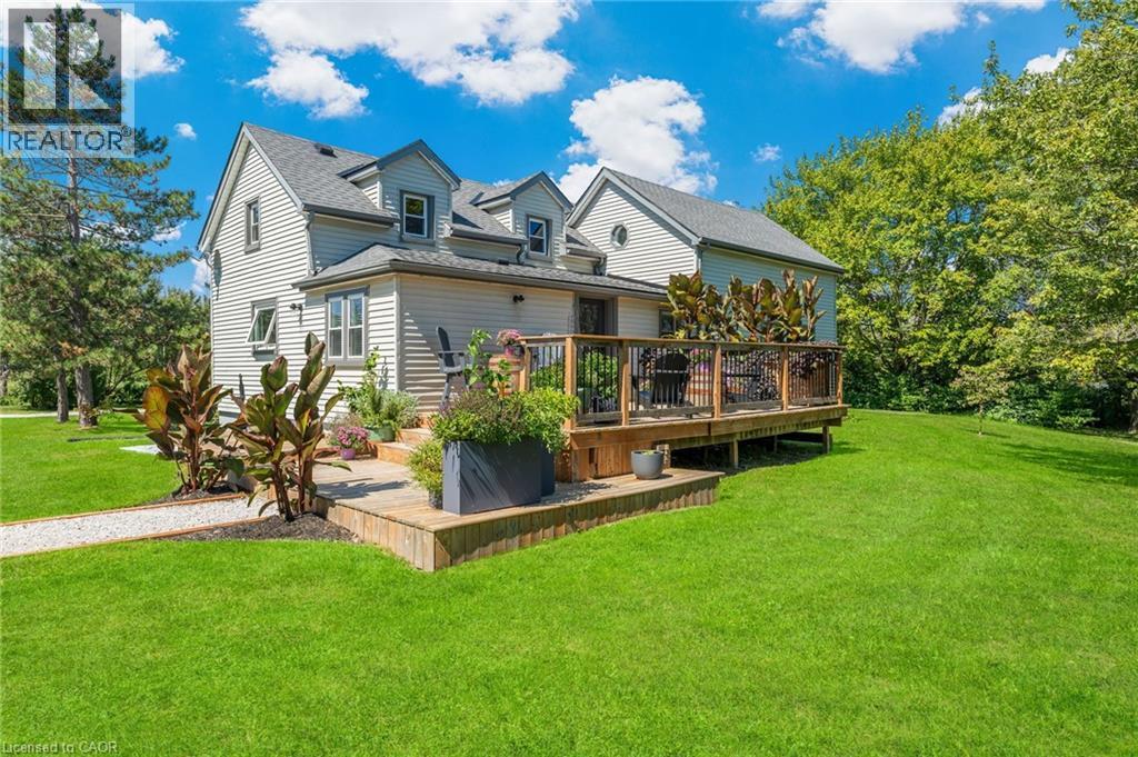 444 Webber Road, Pelham, ON - Outdoor With Deck Patio Veranda