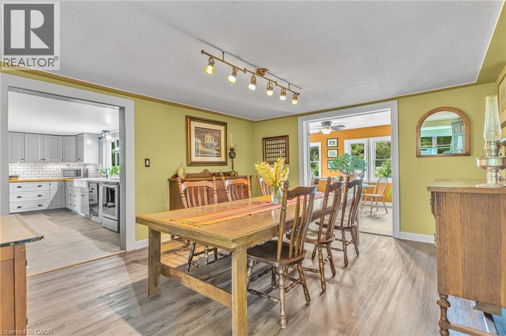 444 Webber Road, Pelham, ON - Indoor Photo Showing Dining Room