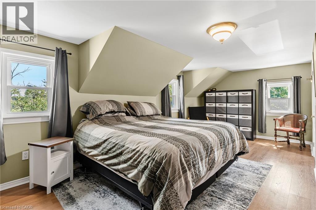444 Webber Road, Pelham, ON - Indoor Photo Showing Bedroom
