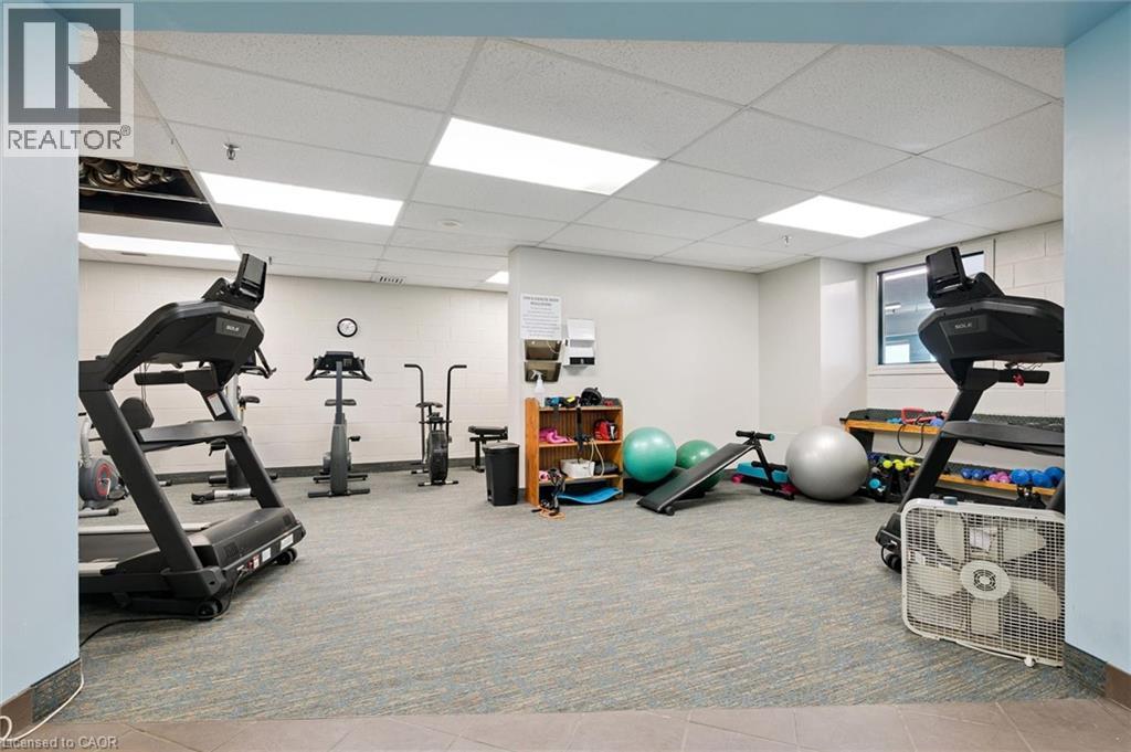 237 King Street W Unit# 703, Cambridge, ON - Indoor Photo Showing Gym Room