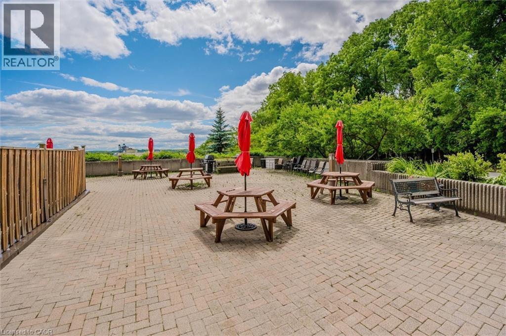 237 King Street W Unit# 703, Cambridge, ON - Outdoor