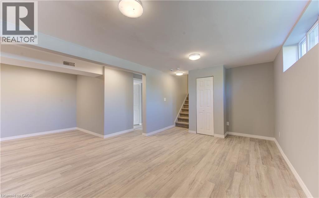 1493 Queens Boulevard, Kitchener, ON - Indoor Photo Showing Other Room