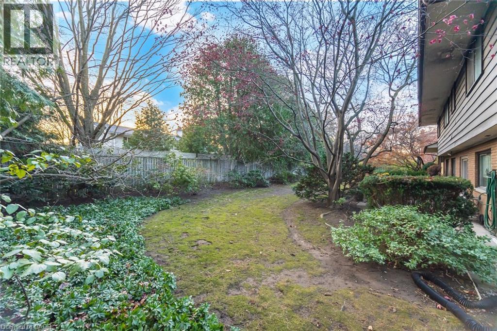 2264 Courrier Lane, Mississauga, ON - Outdoor