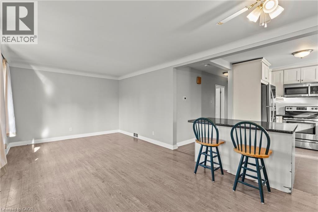 14 Westmount Avenue, Thorold, ON - Indoor