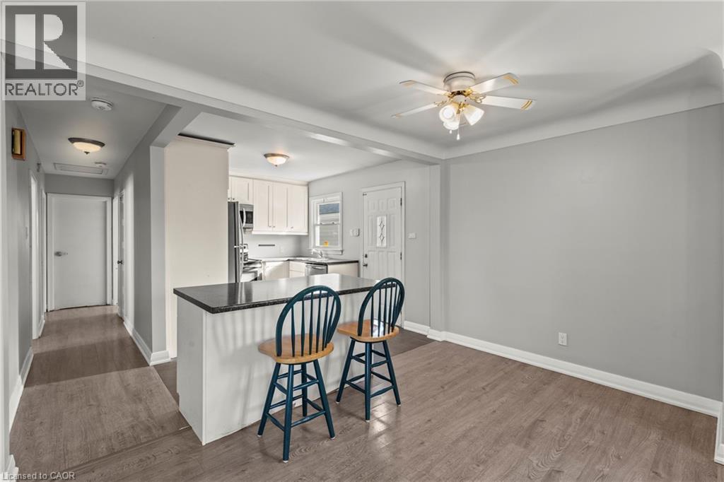 14 Westmount Avenue, Thorold, ON - Indoor