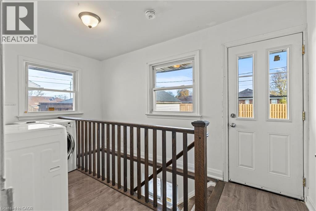 14 Westmount Avenue, Thorold, ON - Indoor Photo Showing Other Room
