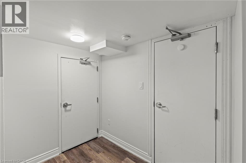 14 Westmount Avenue, Thorold, ON - Indoor Photo Showing Other Room