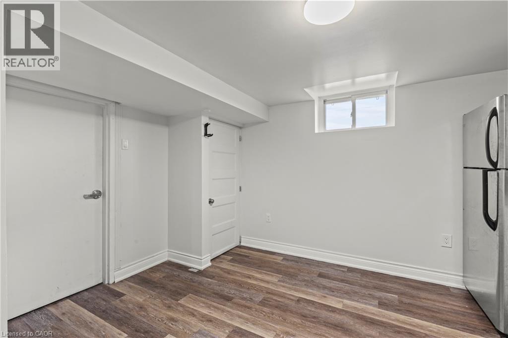 14 Westmount Avenue, Thorold, ON - Indoor