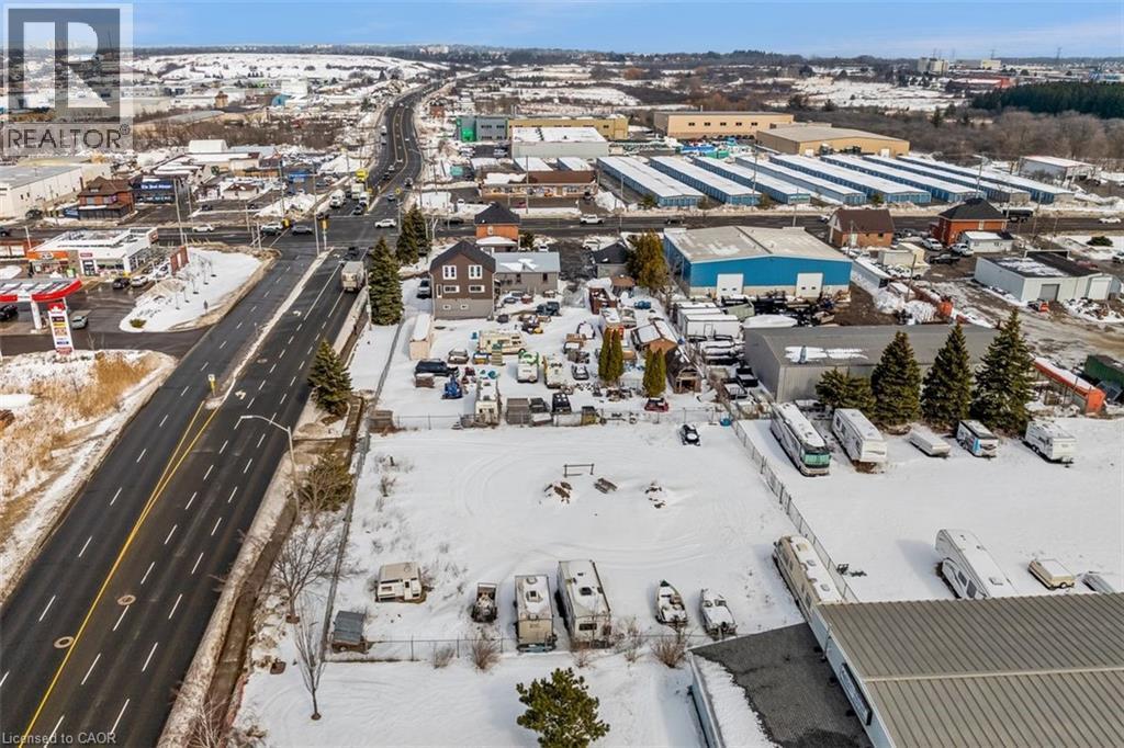 Rent the Yard Access To All Major Conncections - 1360 E Rymal Road E, Hamilton, ON