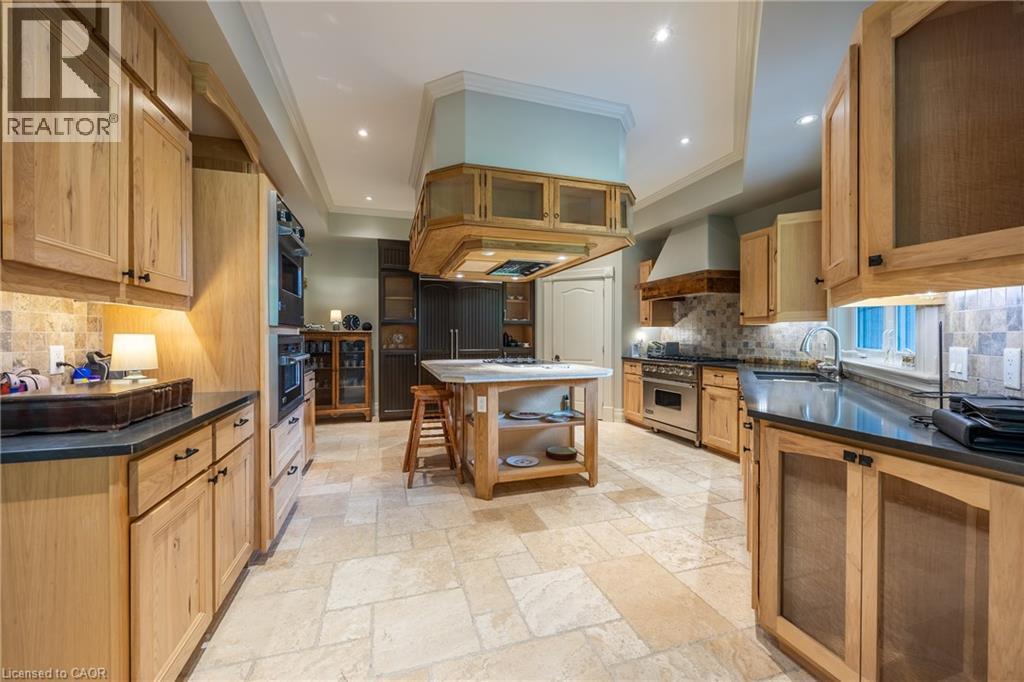 265 Front Road, St. Williams, ON - Indoor Photo Showing Kitchen With Upgraded Kitchen