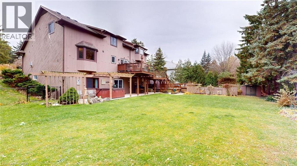 1962 Snake Road, Burlington, ON - Outdoor