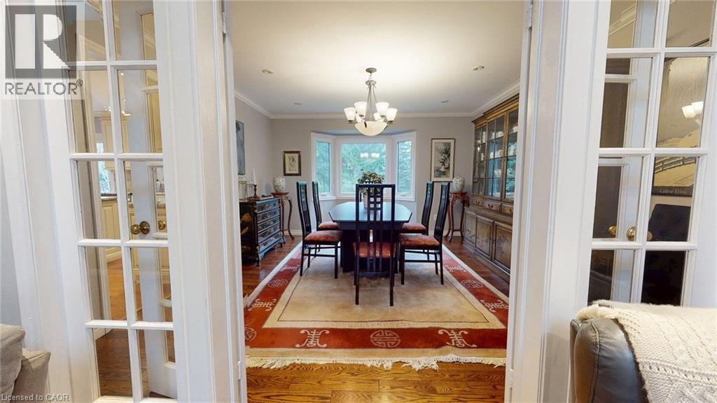 1962 Snake Road, Burlington, ON - Indoor