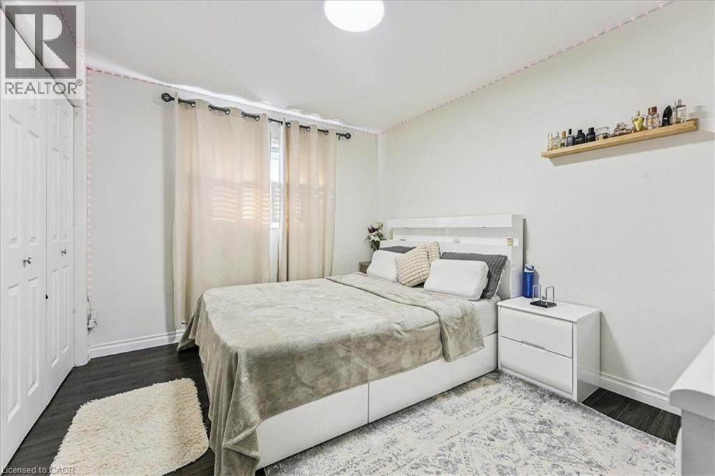 107 Deschene Avenue, Hamilton, ON