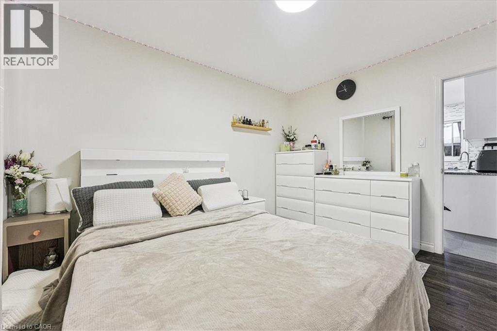 107 Deschene Avenue, Hamilton, ON