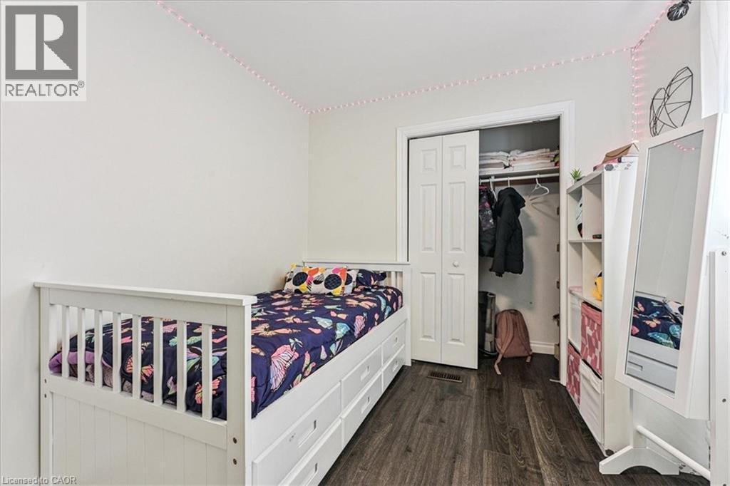 107 Deschene Avenue, Hamilton, ON