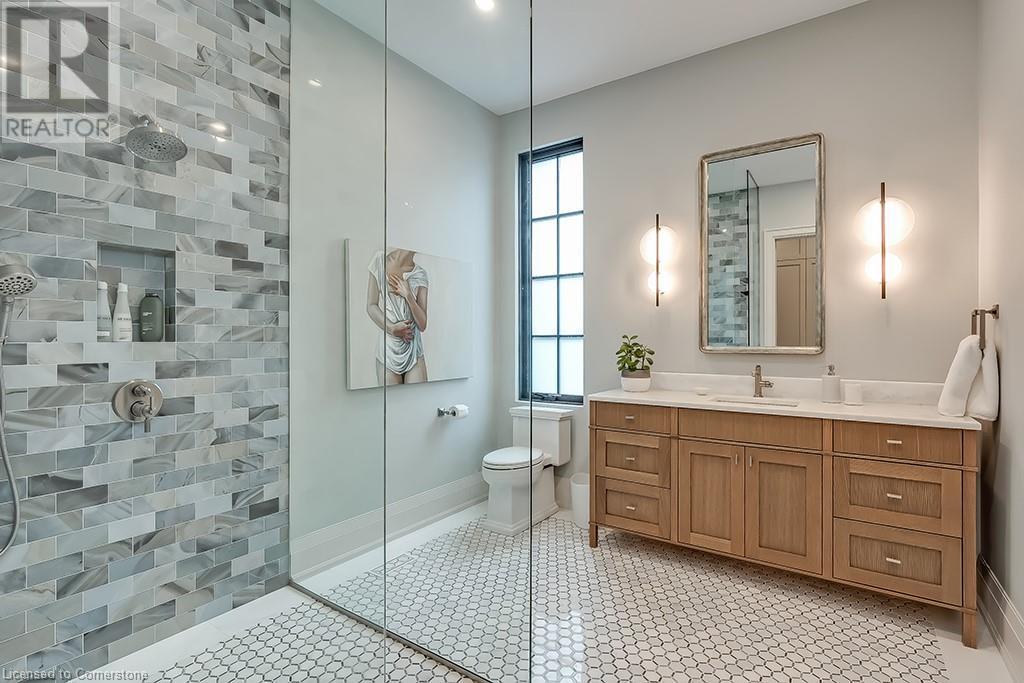 3093 Princess Boulevard, Burlington, ON - Indoor Photo Showing Bathroom