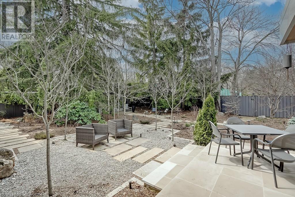 3093 Princess Boulevard, Burlington, ON - Outdoor