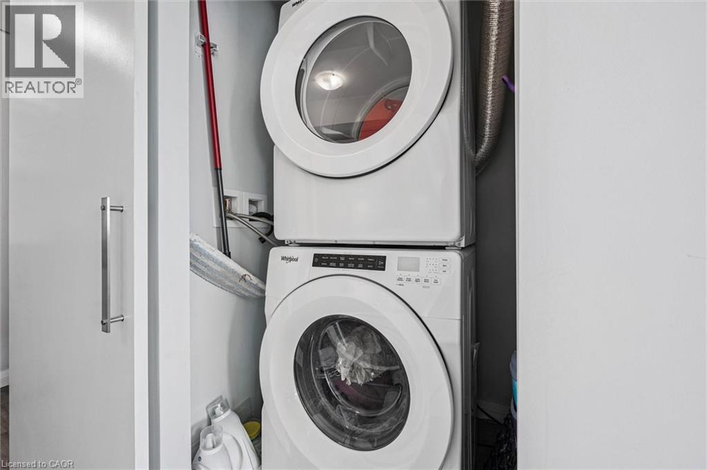 108 Garment Street Unit# 416, Kitchener, ON - Indoor Photo Showing Laundry Room