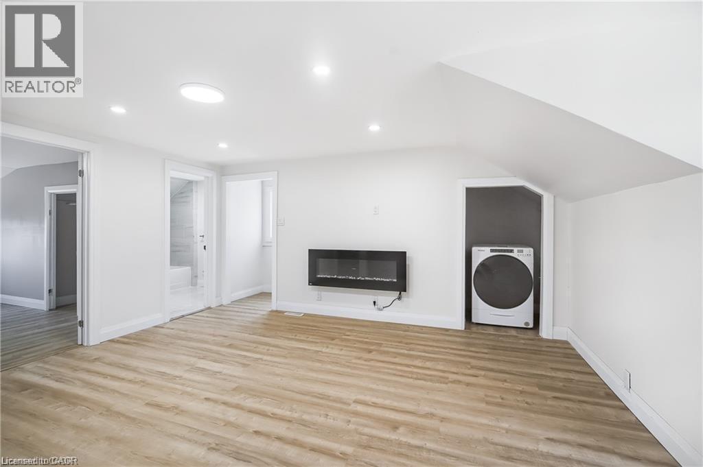 10 Comet Avenue Unit# 2, Hamilton, ON - Indoor With Fireplace