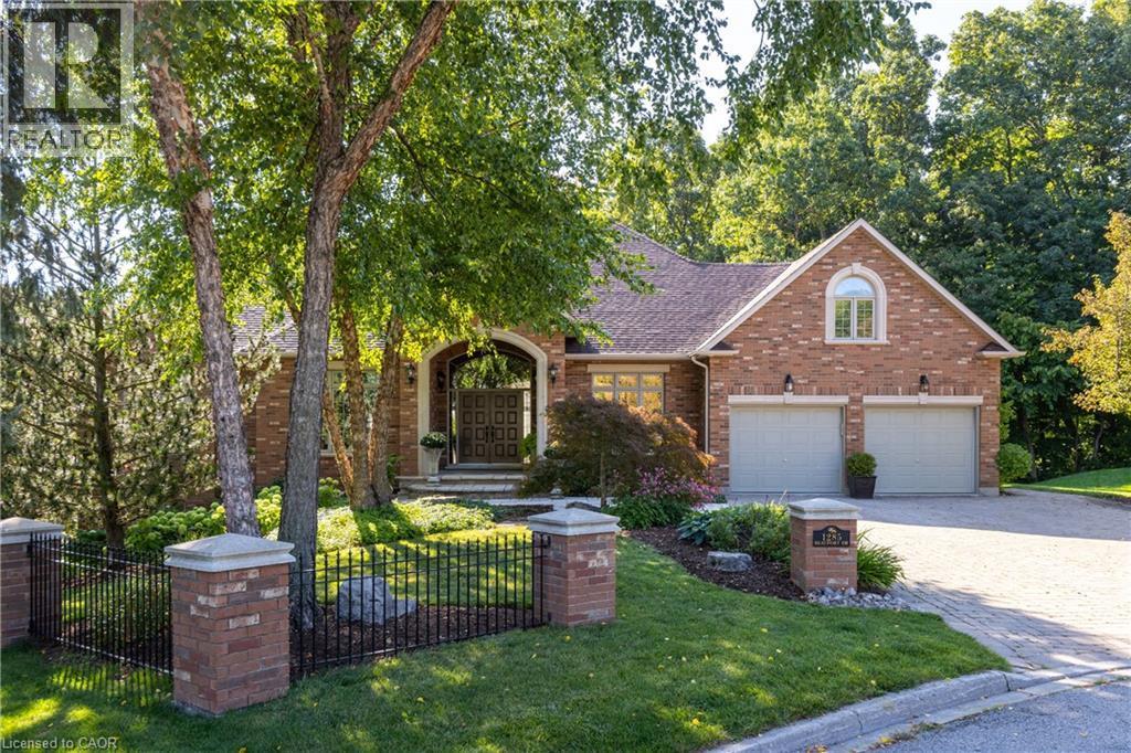 1285 Beaufort Drive, Burlington, ON - Outdoor