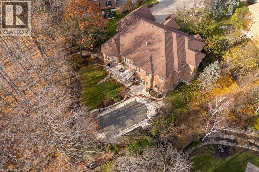 1285 Beaufort Drive, Burlington, ON - Outdoor