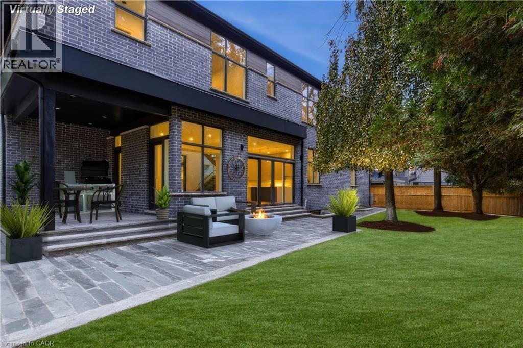 135 Secord Lane, Burlington, ON - Outdoor With Deck Patio Veranda