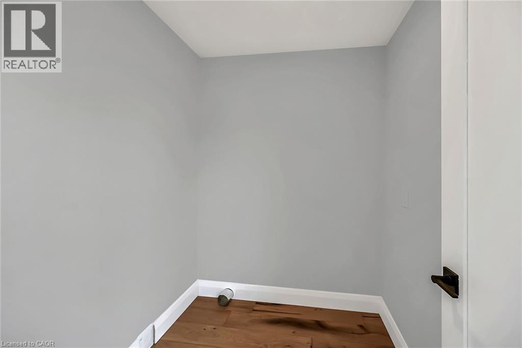 193 Glendale Avenue N, Hamilton, ON