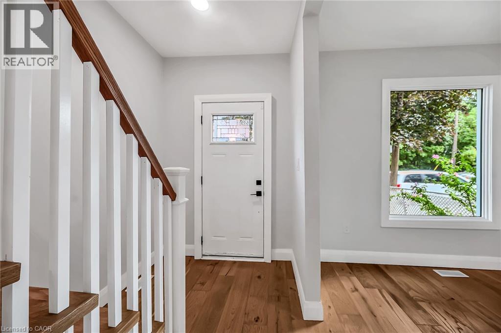 193 Glendale Avenue N, Hamilton, ON