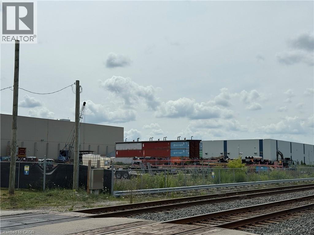 375 Mcneilly Road, Hamilton, ON