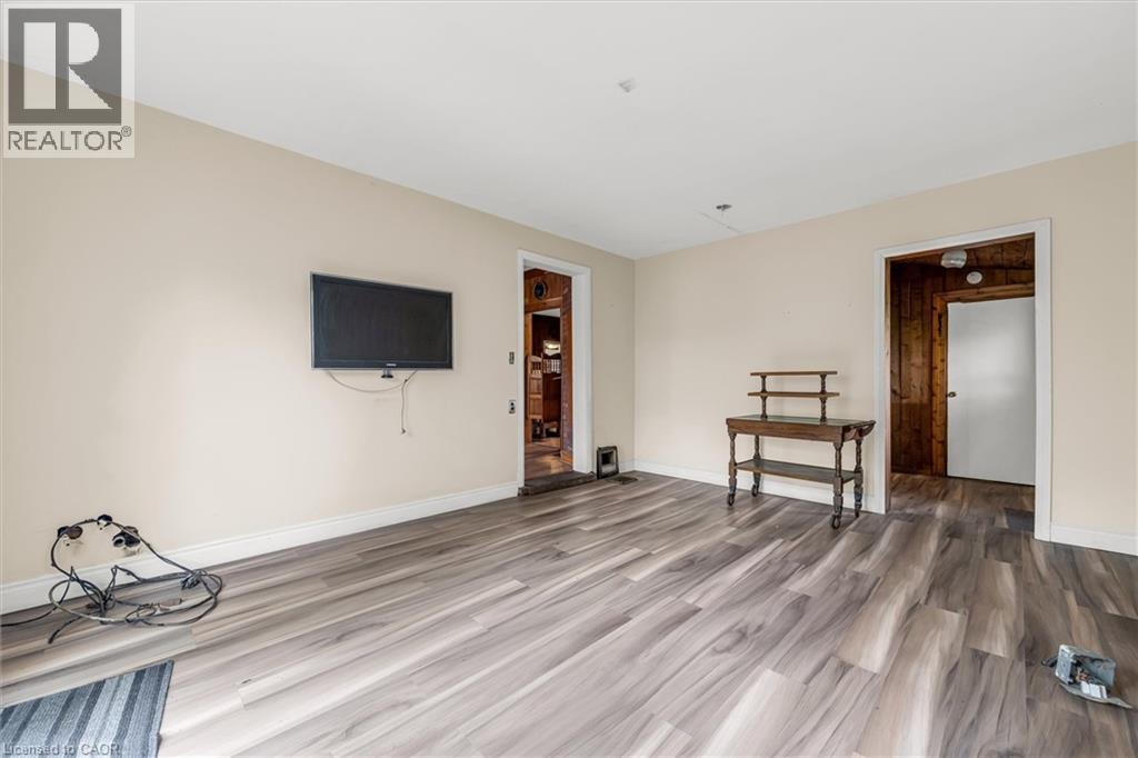 382 Beach Boulevard, Hamilton, ON - Indoor