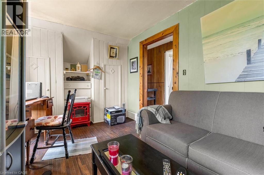 382 Beach Boulevard, Hamilton, ON - Indoor