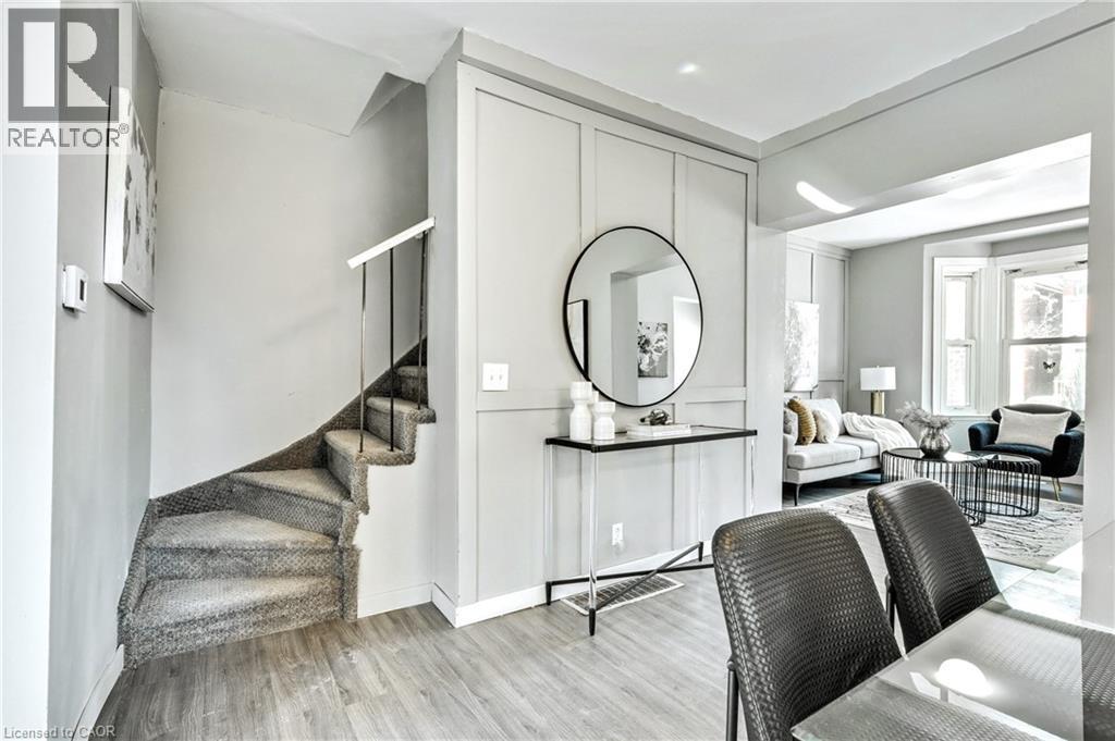 381 Herkimer Street, Hamilton, ON - Indoor Photo Showing Other Room