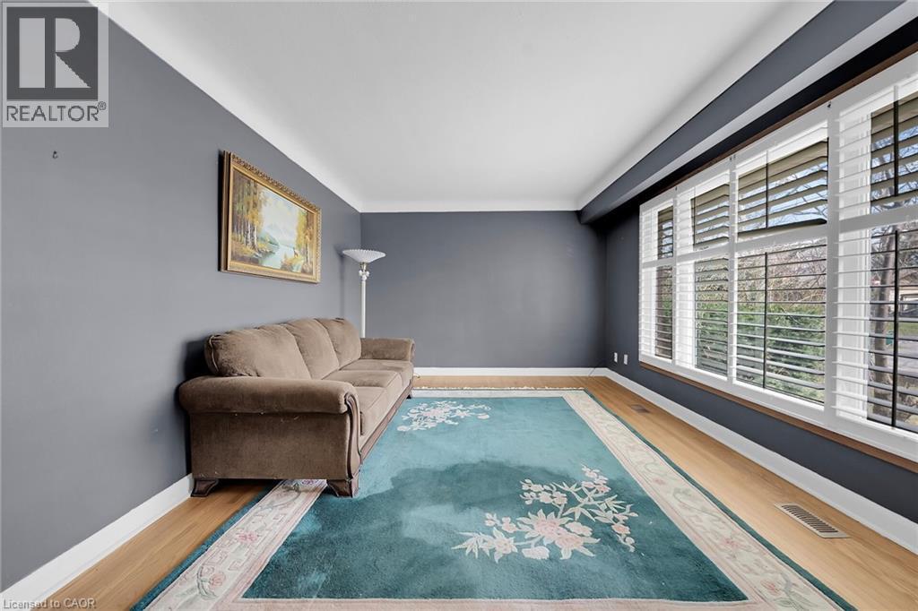 9 Gavin Drive, St. Catharines, ON - Indoor Photo Showing Other Room