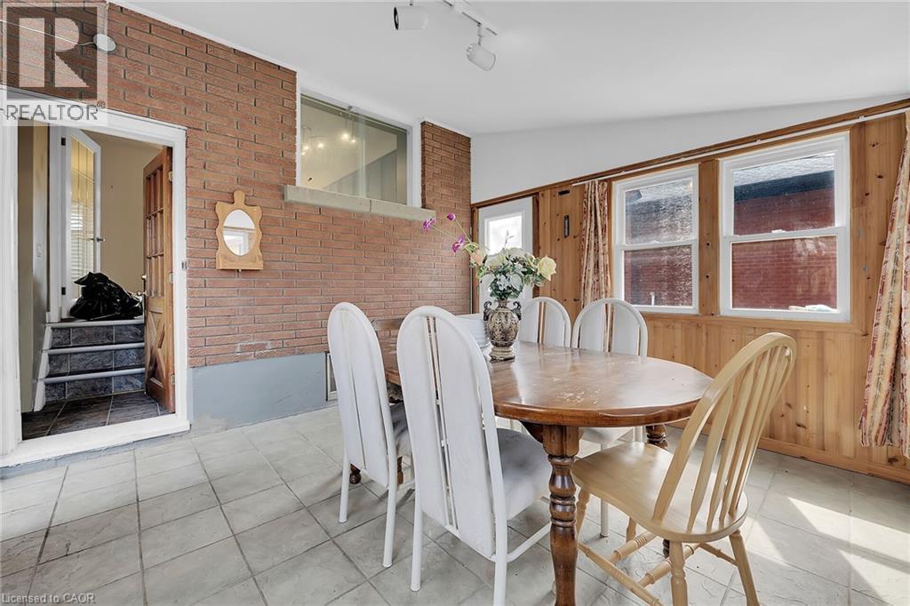 9 Gavin Drive, St. Catharines, ON - Indoor Photo Showing Dining Room